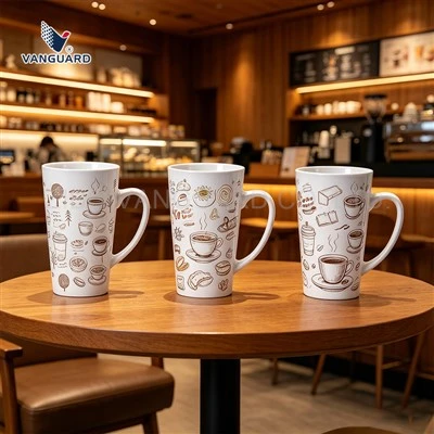 Caneca de cerâmica cilíndrica em formato de V